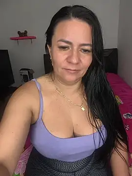 cataleya-latina's Live XXX Chat