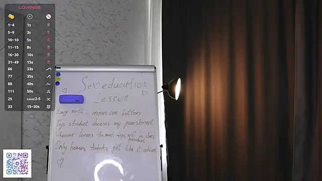 KelleBisaccia Chat XXX in diretta