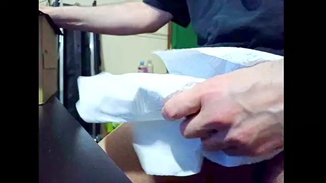 hairyuncut00 webkamerás műsora