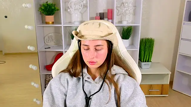 Chat XXX ao vivo de NadinnL