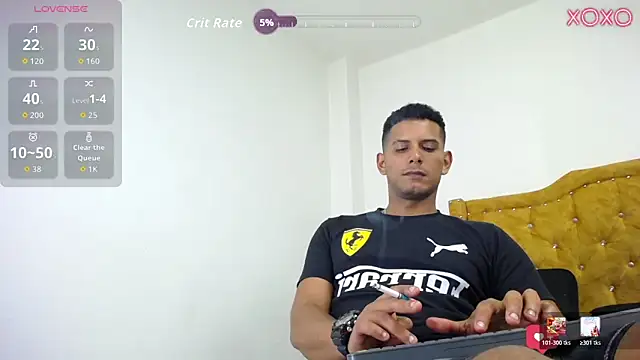 Chris_Dick23 élő XXX-chatje