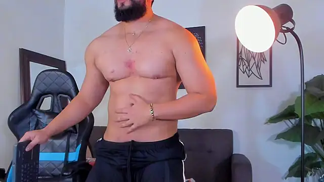 Justin_kingX7 élő XXX-chatje