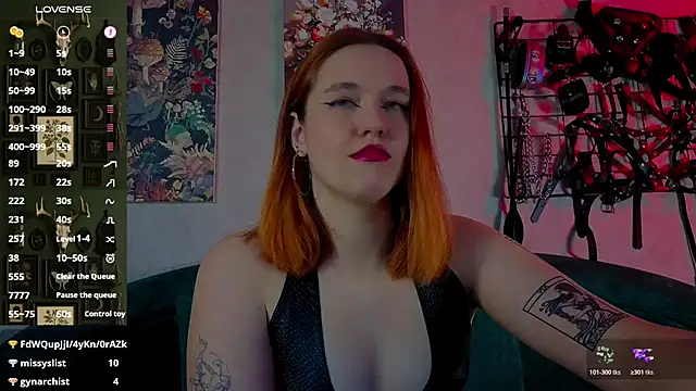 Czat XXX na żywo – the_high_priestess