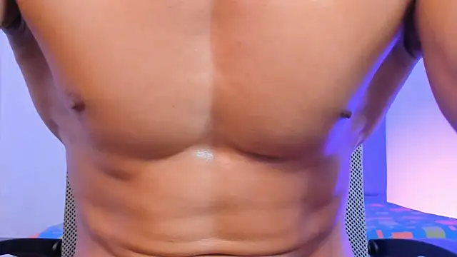 แชท XXX สดของ Adonys_Lewis_