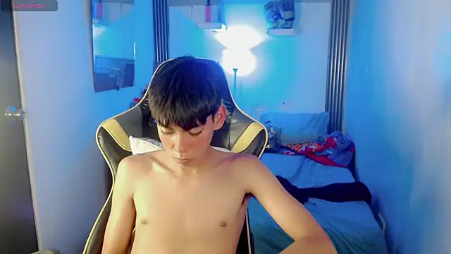 Liarr_ Webcam-Show