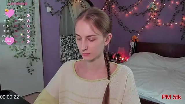 Crystal1nn's Live XXX Chat