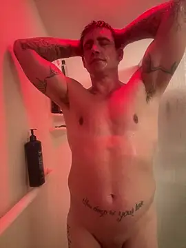 DamienSliick Show in webcam