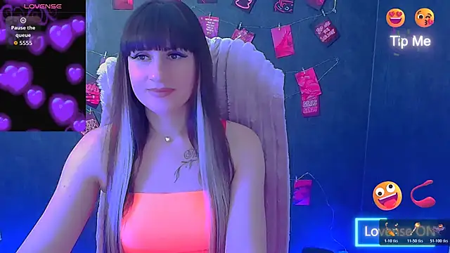 Czat XXX na żywo – Violla_My