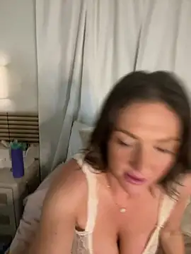 Show de Ayybaebay na webcam