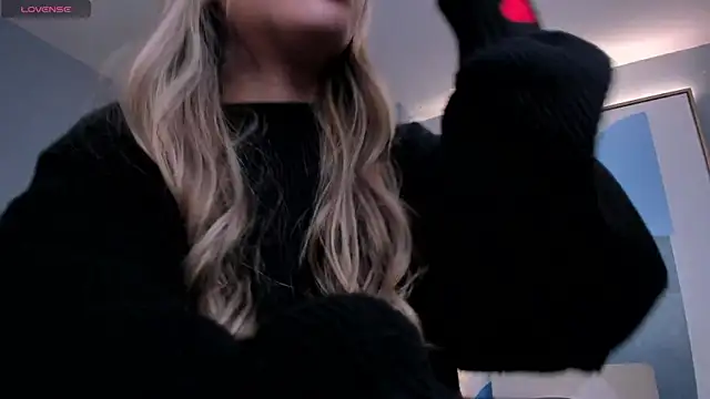TiffannySins live XXX chat