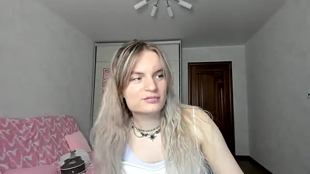 milliKira006's Live XXX Chat