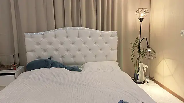 BeataBabe Adlı Modelin Canlı XXX Sohbeti