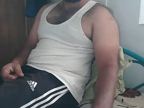 Tamil_Kishore_28のウェブカメラショー