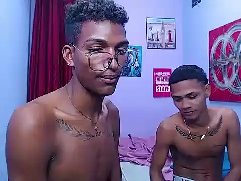 black_twinks ওয়েবক্যাম শো