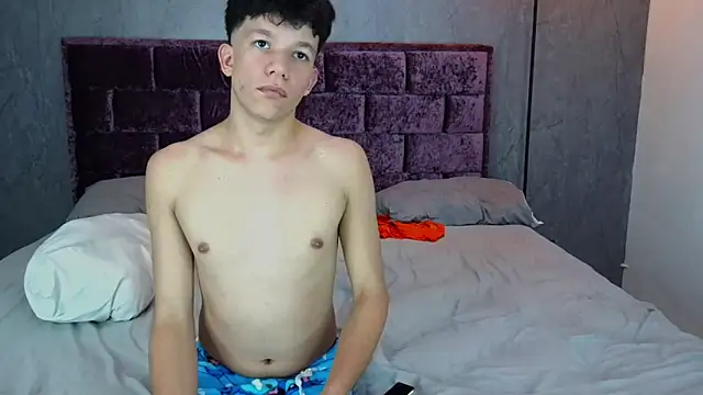 Bryan_Santos_z webcam show
