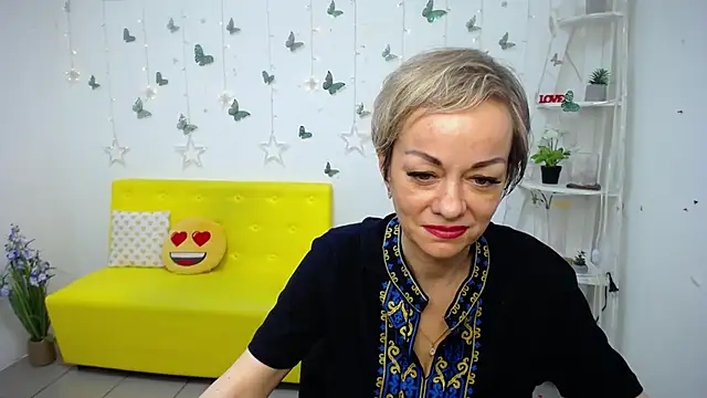 Chatroom XXX en direct de NikaMayu