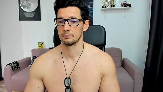 BrutusK08 – webcam-show
