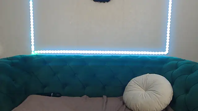 IvanaCharm live XXX chat