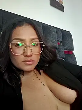 Chat XXX en directo de SussySunny_