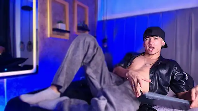The_BossCrown – Naživo XXX chat
