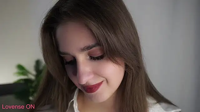 ClarineCasebolt's Live XXX Chat