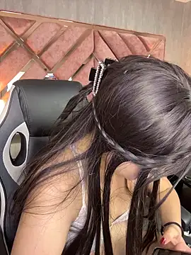Chat XXX ao vivo de lya_nekko_