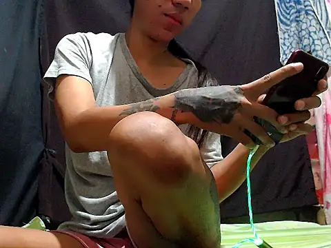 AwesomeMistress_Bigcockn Webbikameraesitys