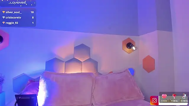 kitty_patitas_suavesss' Live XXX Chat