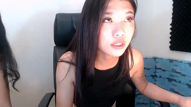 slutty_aki Pertunjukan Webcam