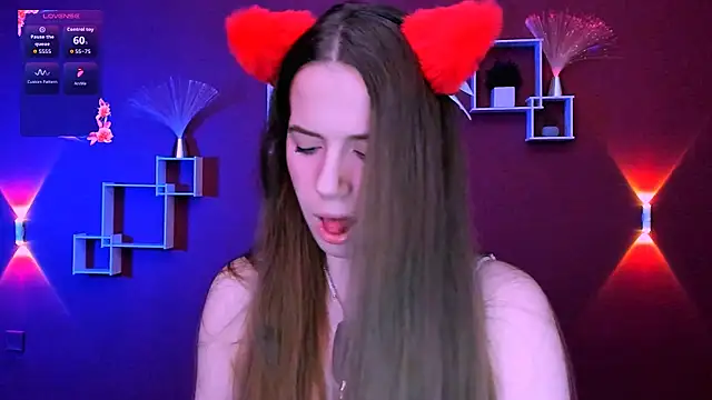 lumi_soft Adlı Modelin Canlı XXX Sohbeti