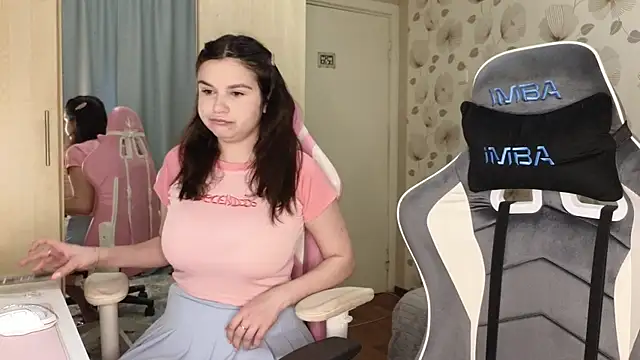 _cute_ice Adlı Modelin Canlı XXX Sohbeti