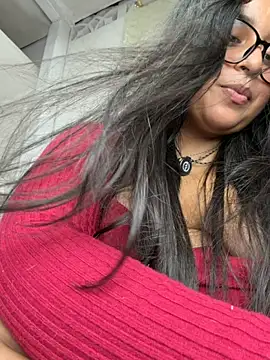 virginbrunette99's Live XXX Chat