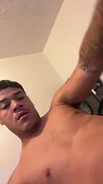 Ugh_Manux Live XXX-Chat