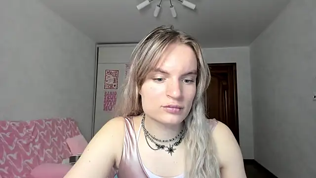 Webkamerová show milliKira006