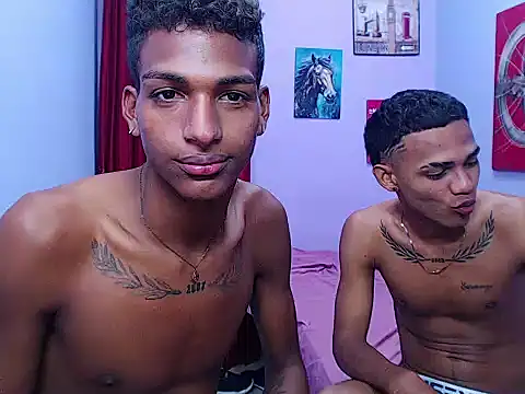 black_twinks Live XXX Chat