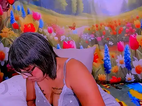 Chat XXX en directo de indianroxy