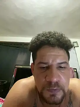 Dominicanobb – Naživo XXX chat