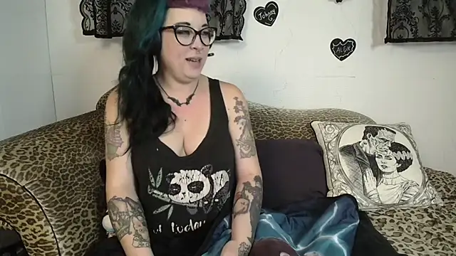 Missy-Dee Webcam show