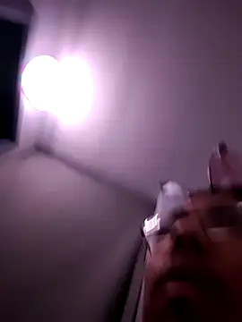 cloudy-couple's Webcam Show