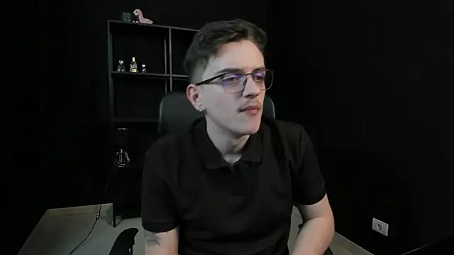 XXX chat uživo modela FelixStarkk