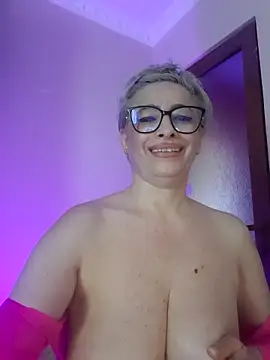 Chat +18 de LunaBlaise ao vivo