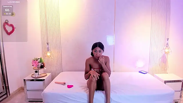 Онлайн чат XXX CandyRouse__