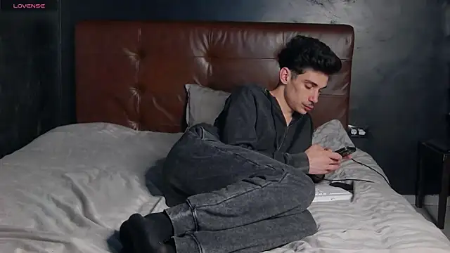 عرض كام DanielCrush1