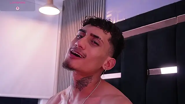 Dark_Eros_ Live XXX Chat