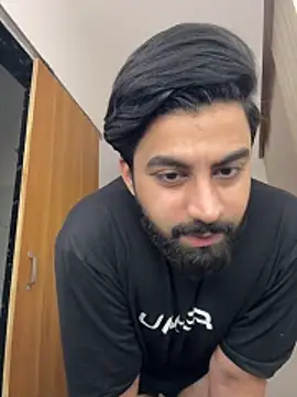 Chat +18 de Royalboy_03 ao vivo