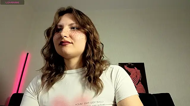 Chatroom XXX en direct de TrixiBell