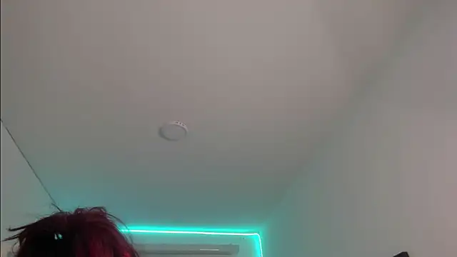 Webkamerová show Sara_Red_X