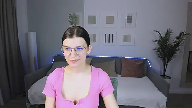 AnnaThorne's Live XXX Chat
