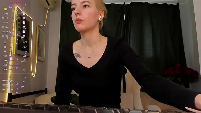 Fire_moth Live XXX-Chat