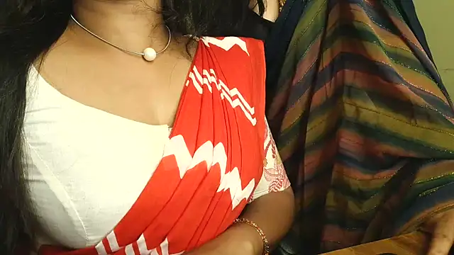Mallu_Neelaanjanam: вебкам-шоу
